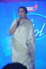 Asha Bhosle at Launch of Sony Indian Idol in J W Marriott, Mumbai on 29th May 2012 (24).JPG